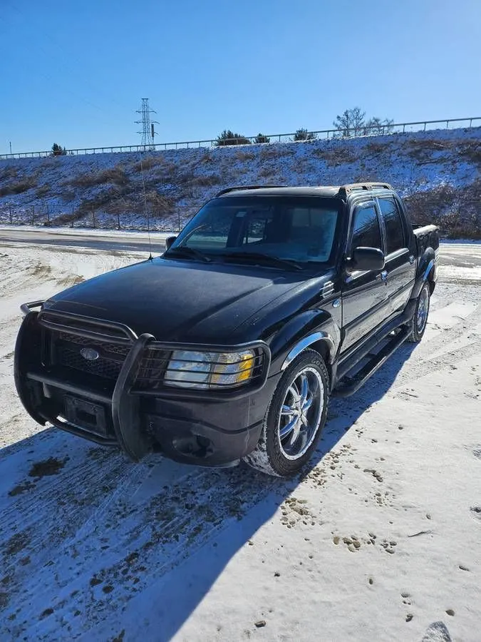 2003 Ford Explorer Sport Trac XLT Sport Utility Pickup